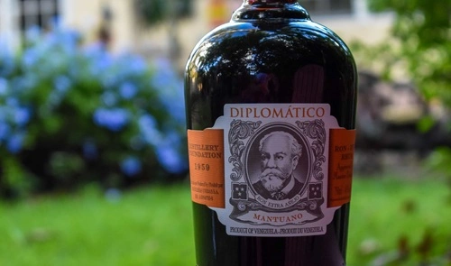 Ron Diplomático